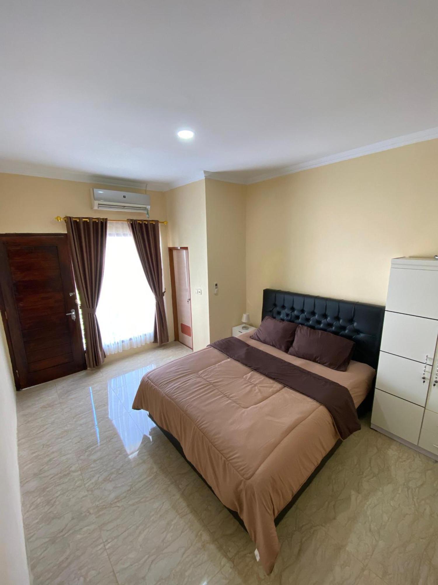 Merapi View Room Ngaglik Exterior photo